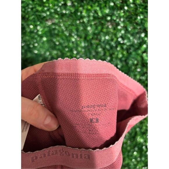 Patagonia Classic Pink Base Layer Leggings Sz Medium - Picture 5 of 5